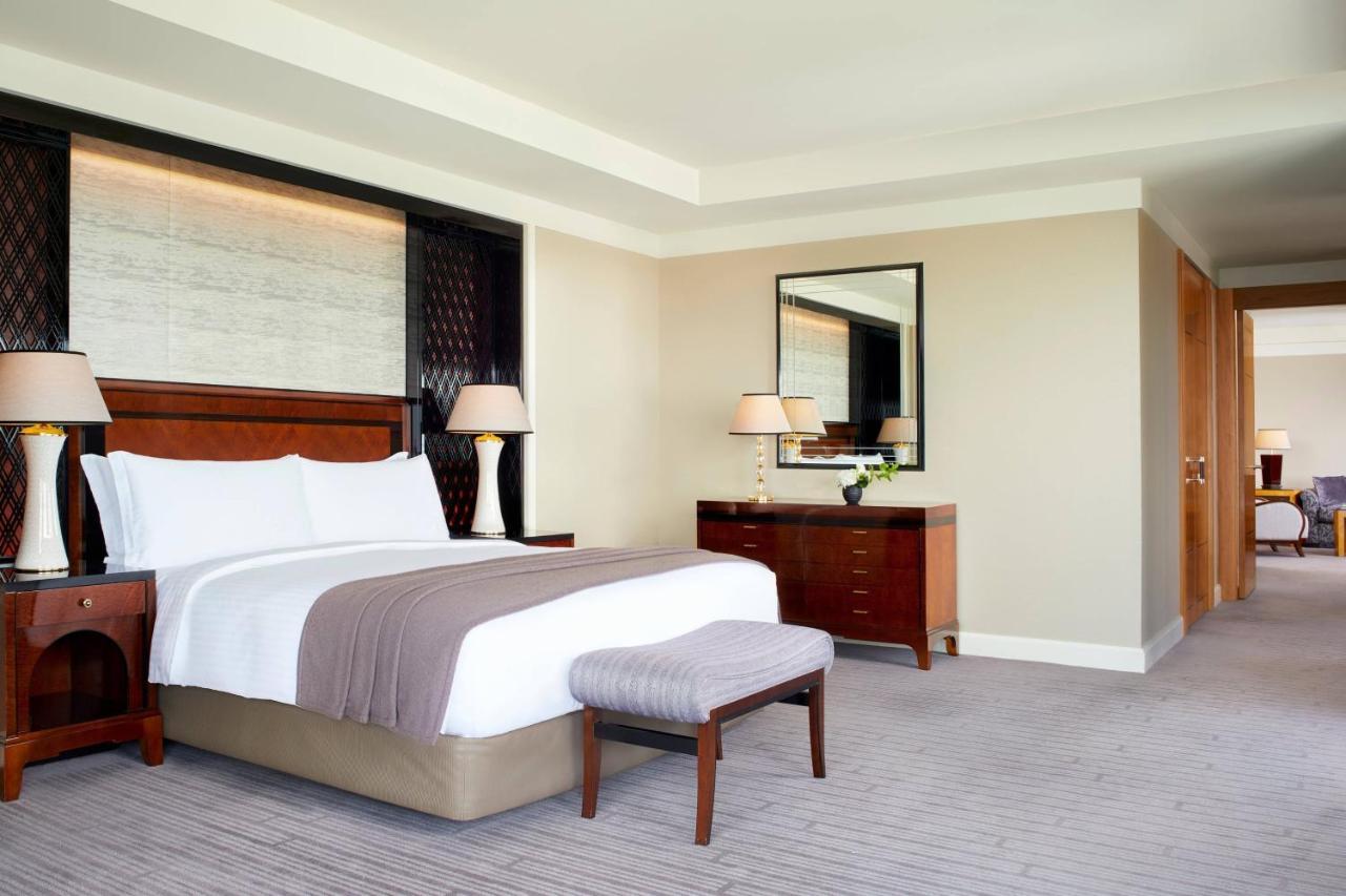 Hotel The Ritz-Carlton, Tokio Exterior foto